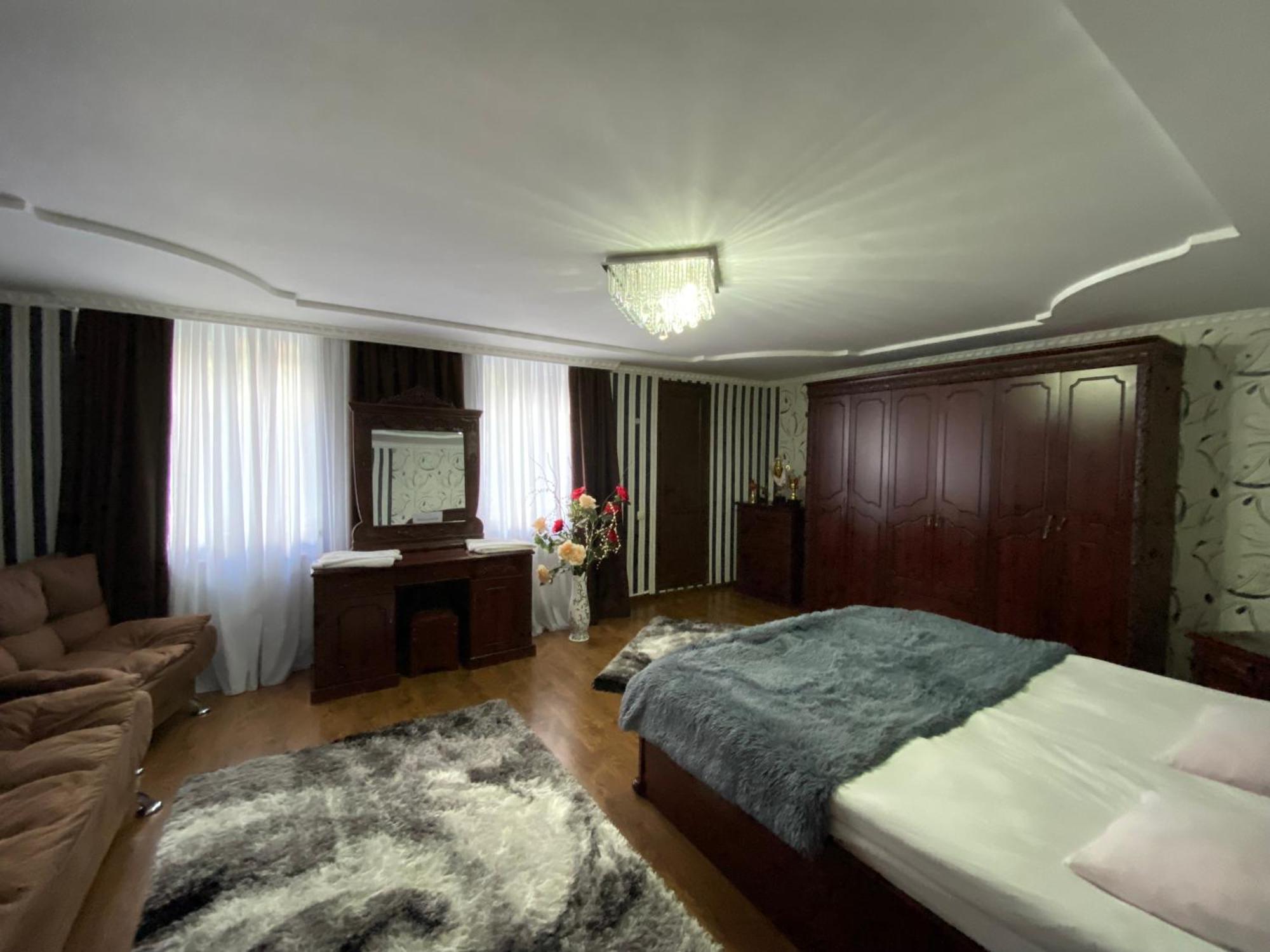 Guest House Misho Kazbegi Esterno foto