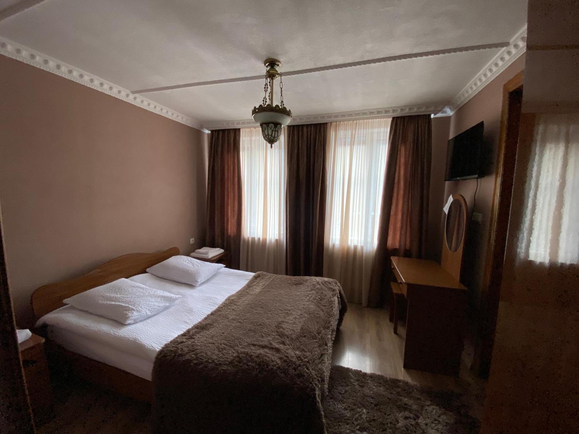 Guest House Misho Kazbegi Esterno foto